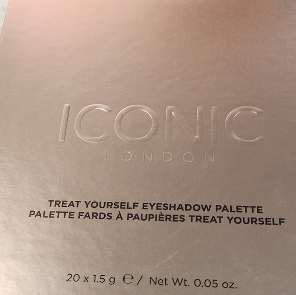 ICONIC London Treat Yourself Eyeshadow Palette 20 Pan - Picture 4 of 5